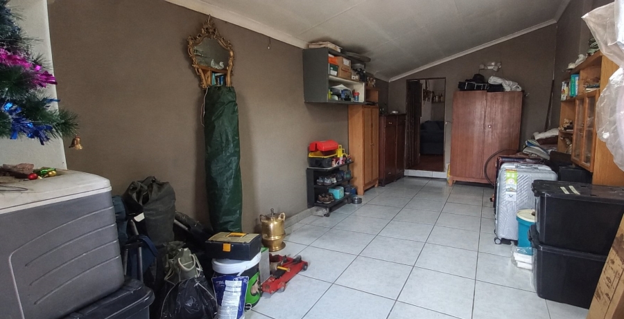 3 Bedroom Property for Sale in Roosheuwel North West